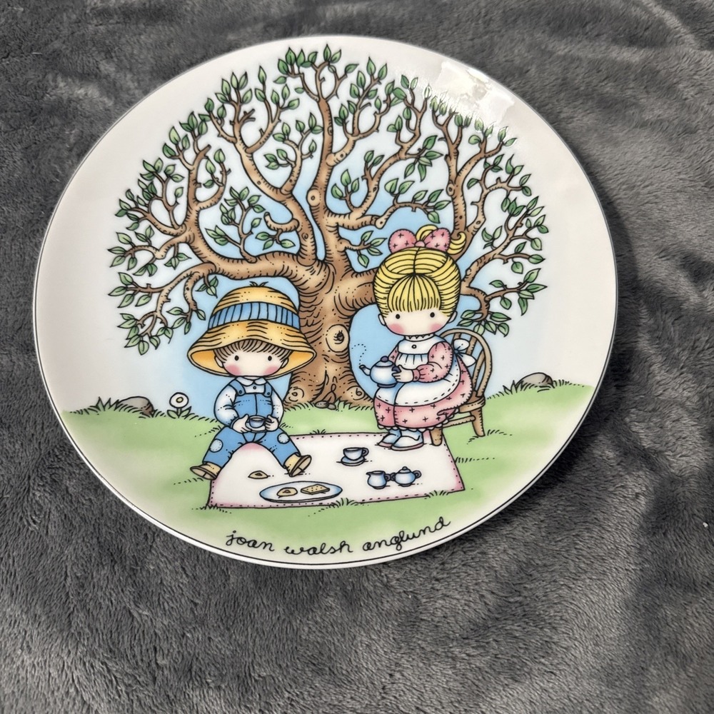 Vintage Joan Walsh Anglund Plate A Friend Is Someone Who Likes You 1983